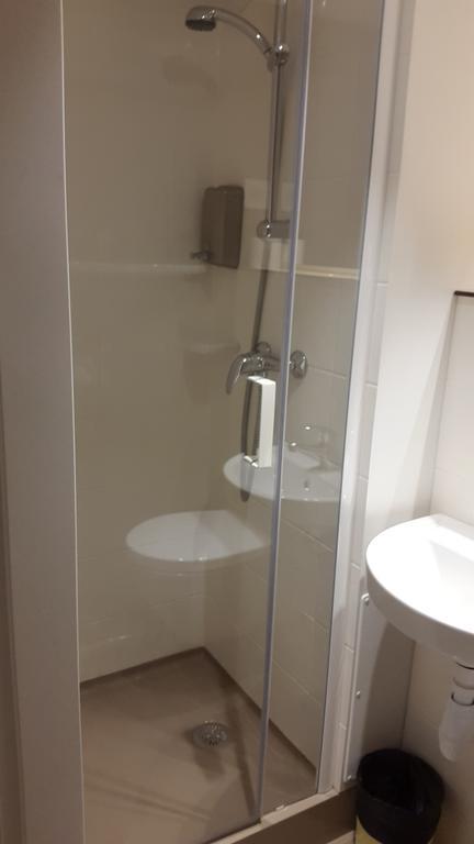 Kyriad Direct Claye-Souilly-Roissy Cdg Экстерьер фото