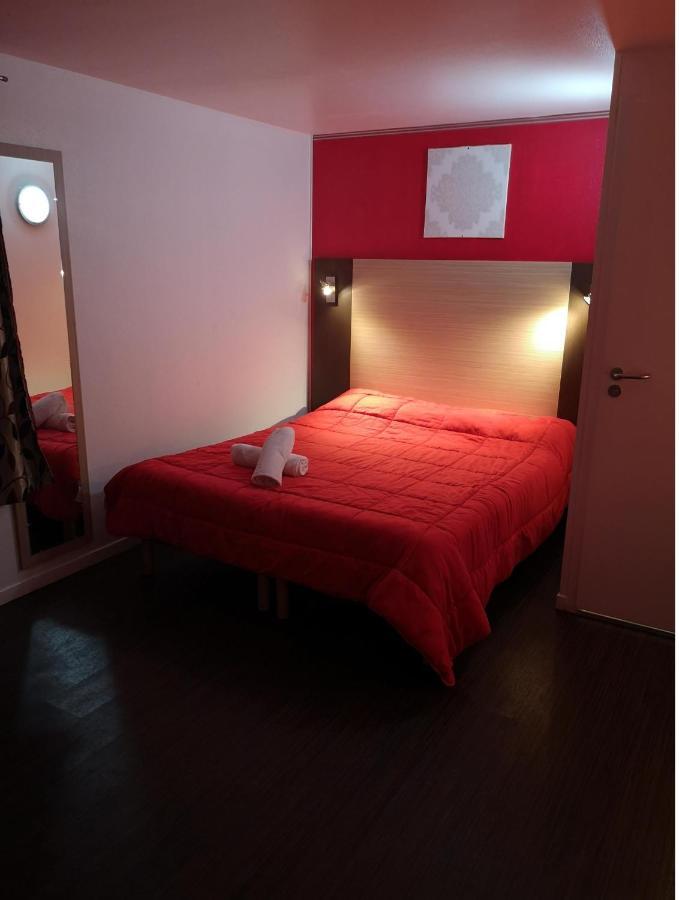Kyriad Direct Claye-Souilly-Roissy Cdg Экстерьер фото
